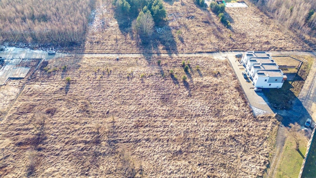 Działka budowlana 1174 m² — Jelcz-Laskowice, ul. Papieża